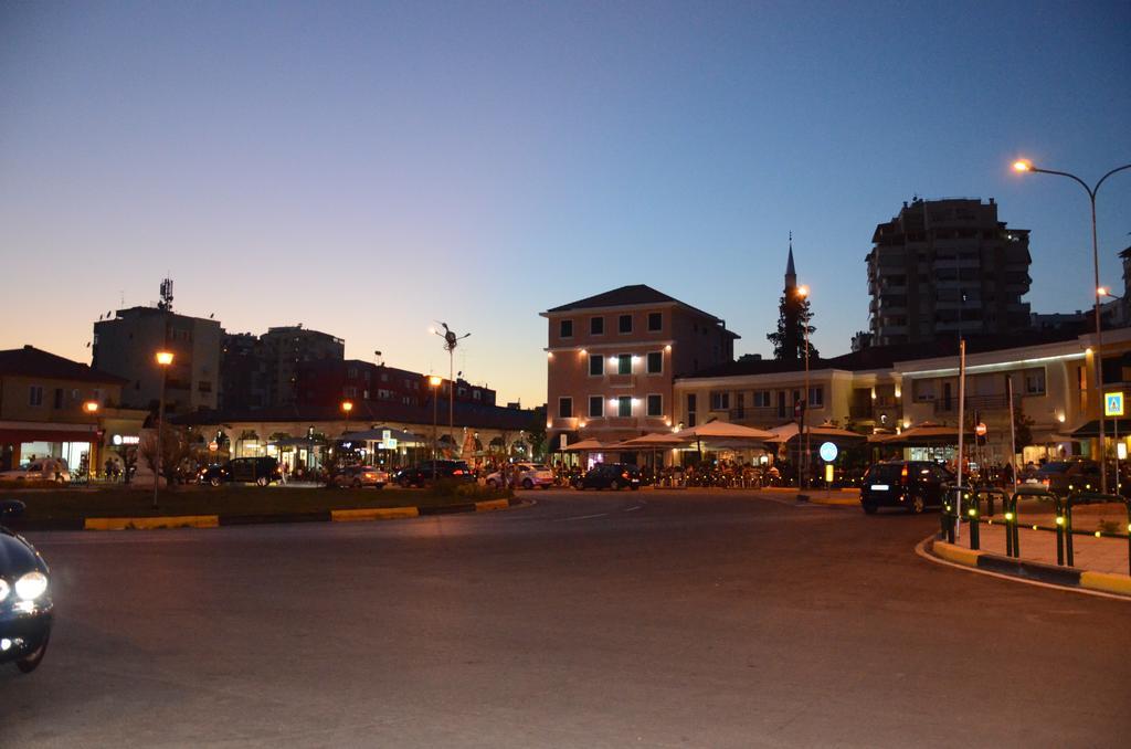 Jolly City Center Hotel Tirana Exterior photo