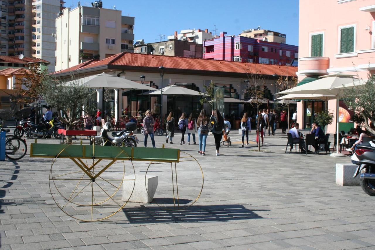 Jolly City Center Hotel Tirana Exterior photo